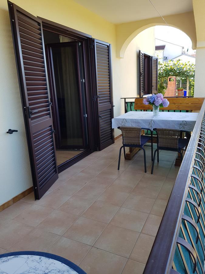 Apartment Monfiorenzo 11 Ровин Екстериор снимка